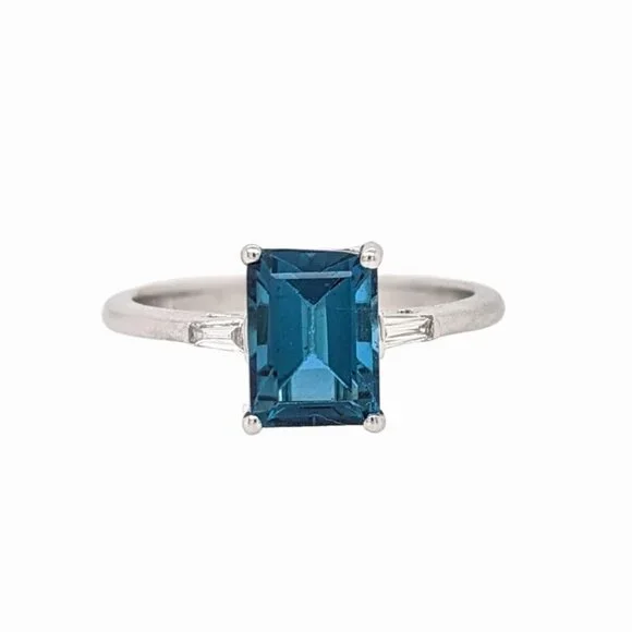 2.4cts London Blue Topaz Ring in Solid 14K Gold with Natural Diamond Accents - Picture 1 of 8